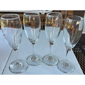Set of 4 Clear 6 oz. Stemmed Sparkling Wine Drinking Glasses 7.5 Inches Tall